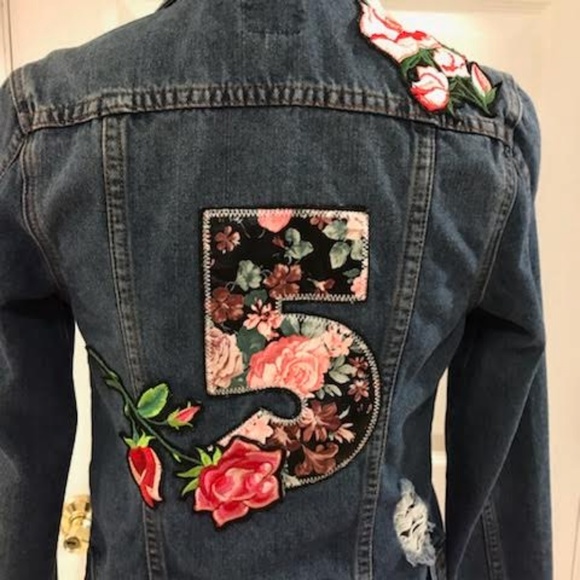 Boom Boom Jeans Distressed Denim Jacket Size S - Picture 5 of 7